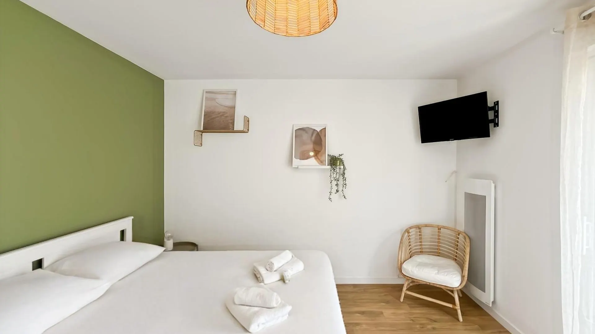 Escale Dinardaise - Balcon & Garage Prive - Plage 0*, Dinard Francja