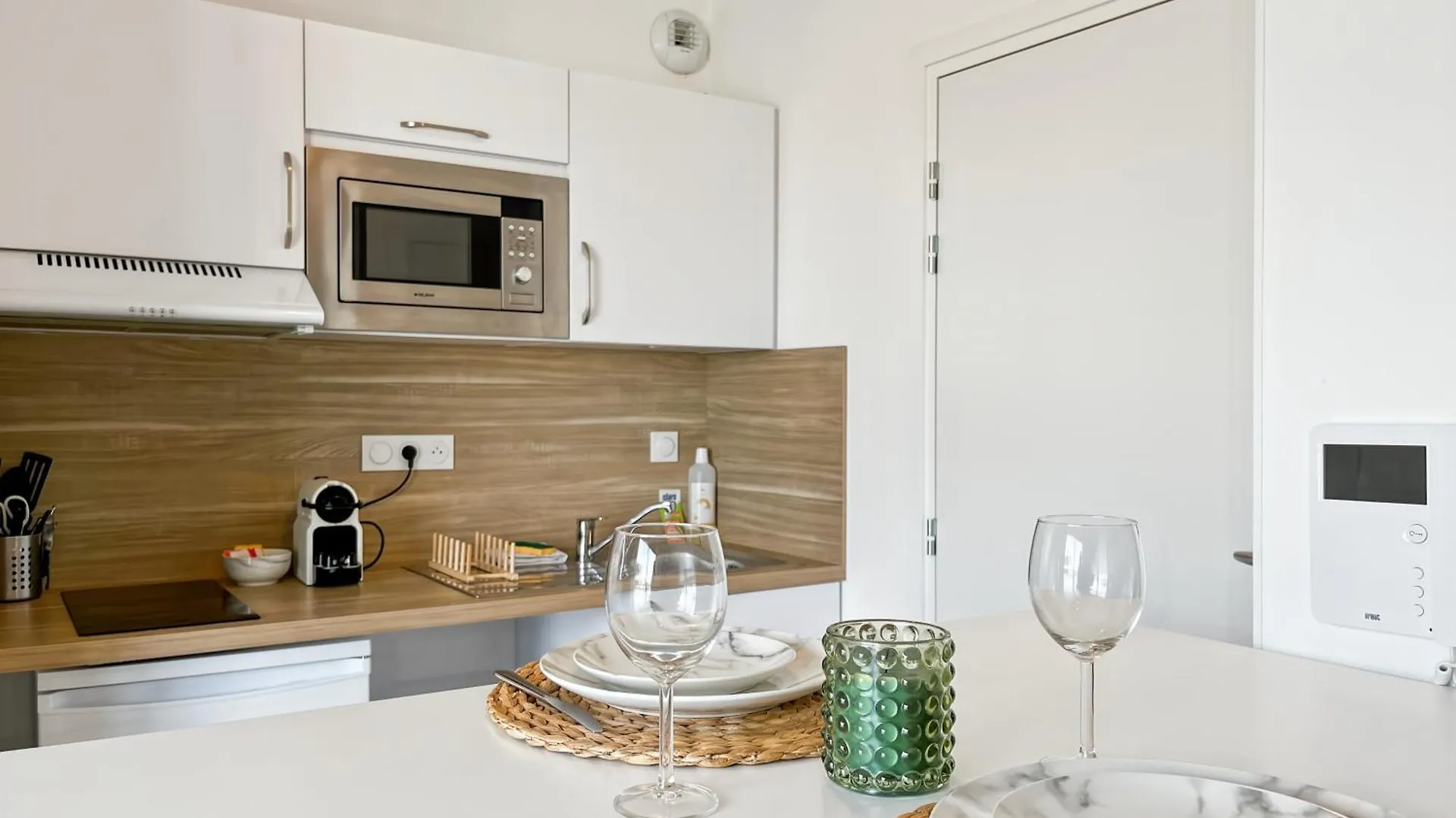 Escale Dinardaise - Balcon & Garage Prive - Plage Apartament